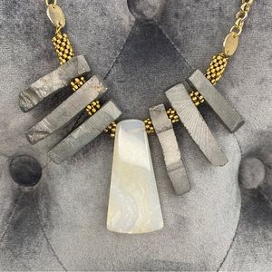 Gold White Grey Stone Chunky Necklace